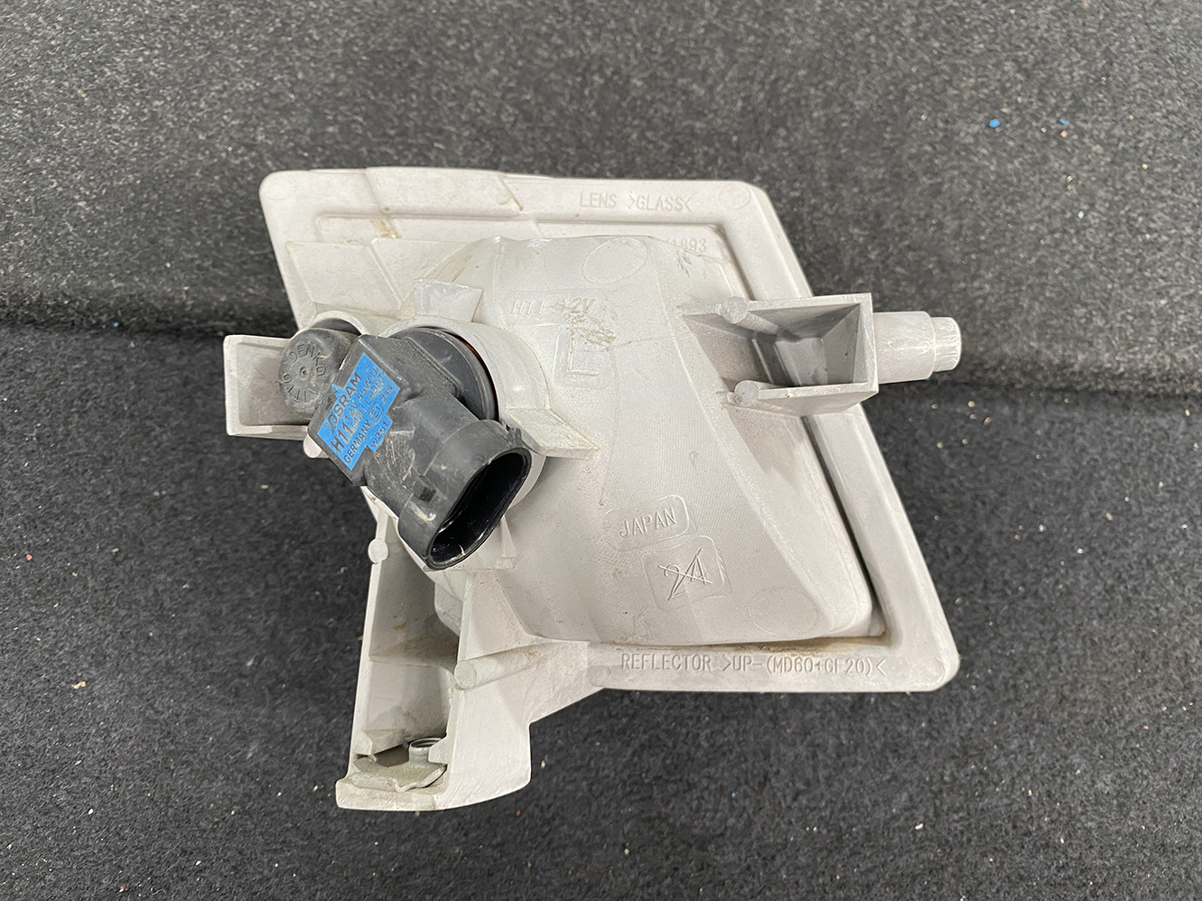 MAZDA BIANTE CCEFW Genuine Fog Light KOITO 114-41893 Left Side x1 - Image 3