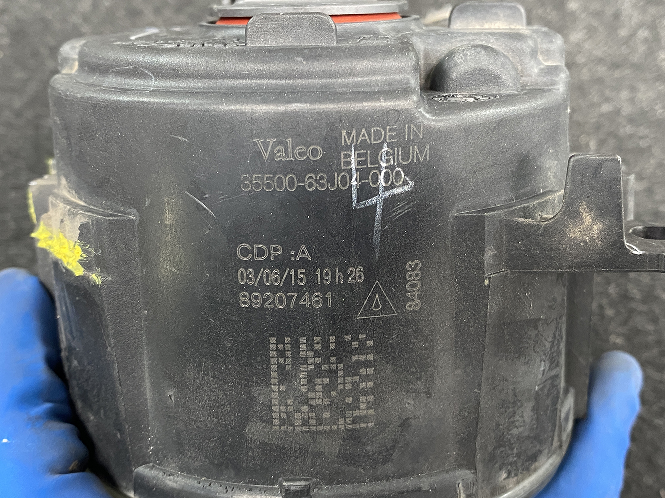 A974_3 SUZUKI Genuine Fog Light Valeo 3550-63J04-000 89211943 x1 *DAMAGED* » 1.95 » JDM-PARTS NZ » JDM-PARTS NZ SUZUKI Genuine Fog Light Valeo 3550-63J04-000 89211943 x1 *DAMAGED* » JDM-PARTS NZ