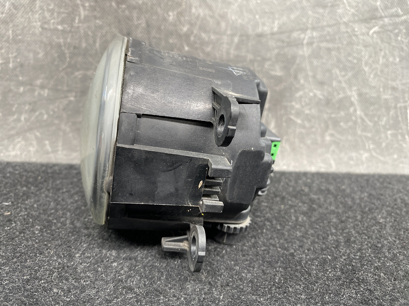 A974_5 SUZUKI Genuine Fog Light Valeo 3550-63J04-000 89211943 x1 *DAMAGED* » 1.95 » JDM-PARTS NZ » JDM-PARTS NZ SUZUKI Genuine Fog Light Valeo 3550-63J04-000 89211943 x1 *DAMAGED* » JDM-PARTS NZ