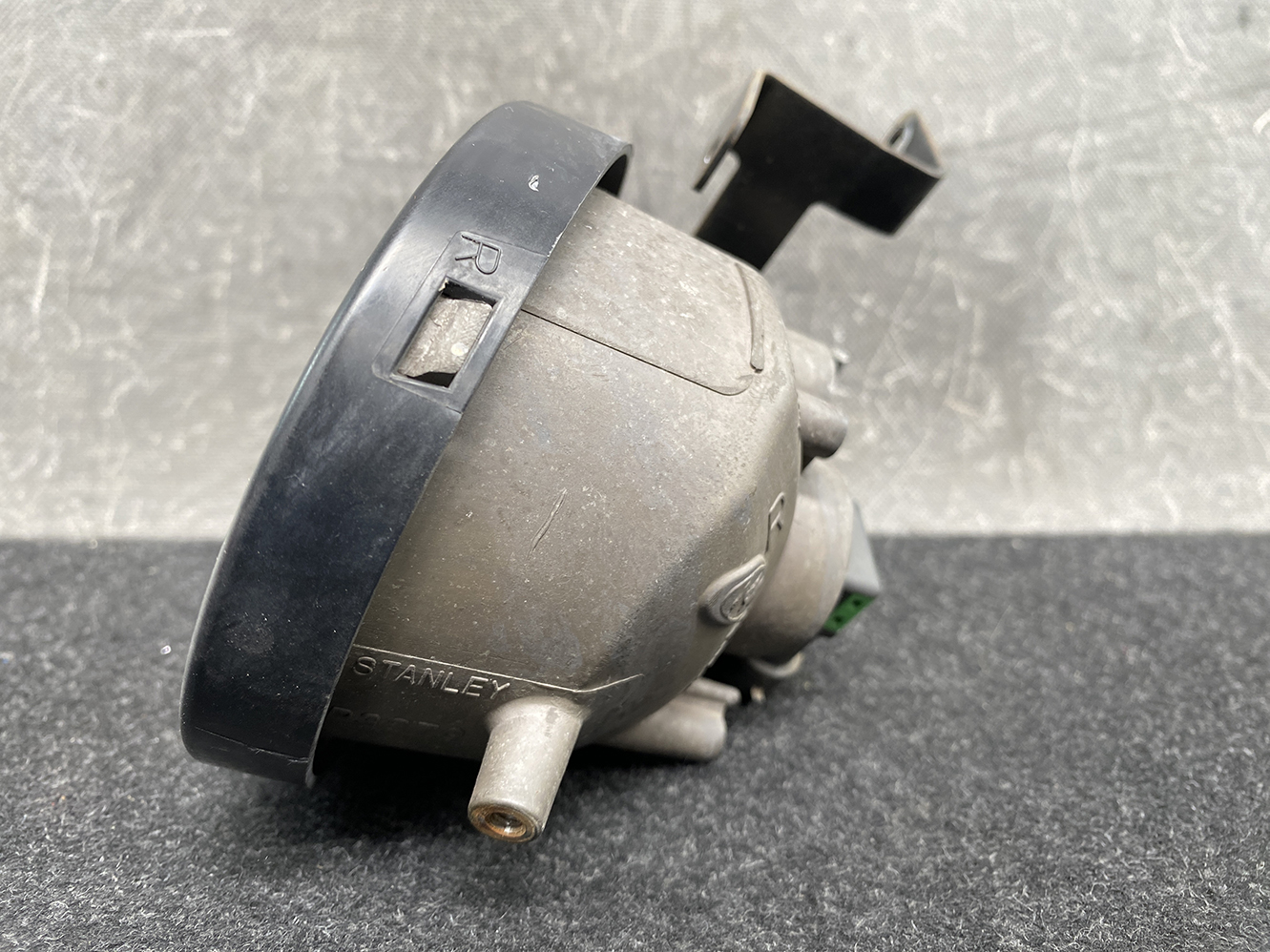 A975_7 HONDA MOBILIO GB1 GB2 FogLight STANLEY P3879 Right Side x1 » 1.95 » JDM-PARTS NZ » JDM-PARTS NZ HONDA MOBILIO GB1 GB2 FogLight STANLEY P3879 Right Side x1 » JDM-PARTS NZ