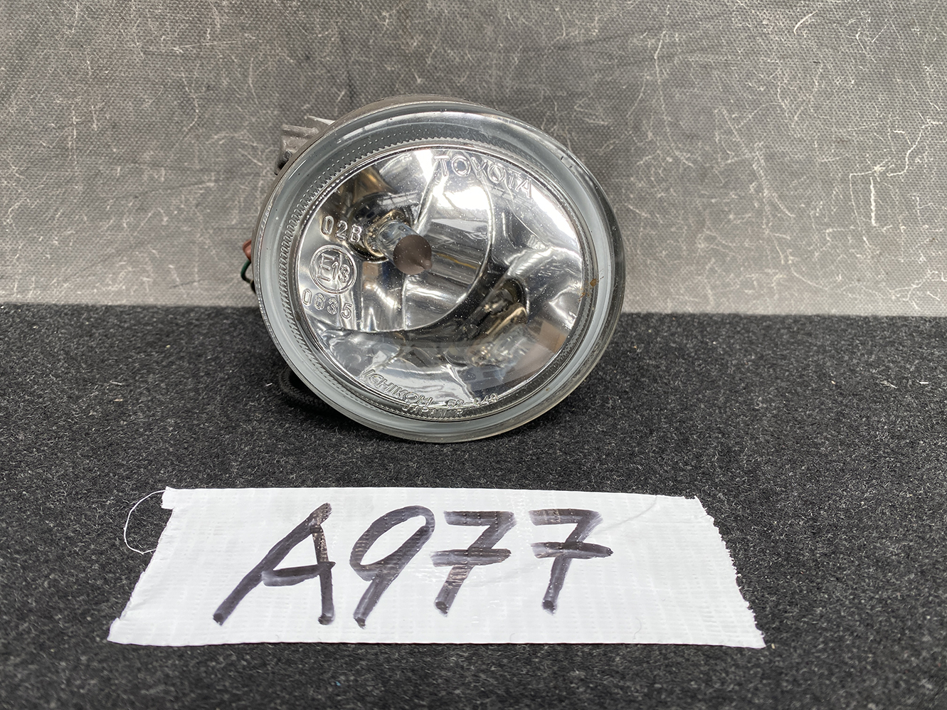 A977_2 TOYOTA Genuine Fog Light ICHIKOH 52-040 Right Side x1 » 1.95 » JDM-PARTS NZ » JDM-PARTS NZ TOYOTA Genuine Fog Light ICHIKOH 52-040 Right Side x1 » JDM-PARTS NZ