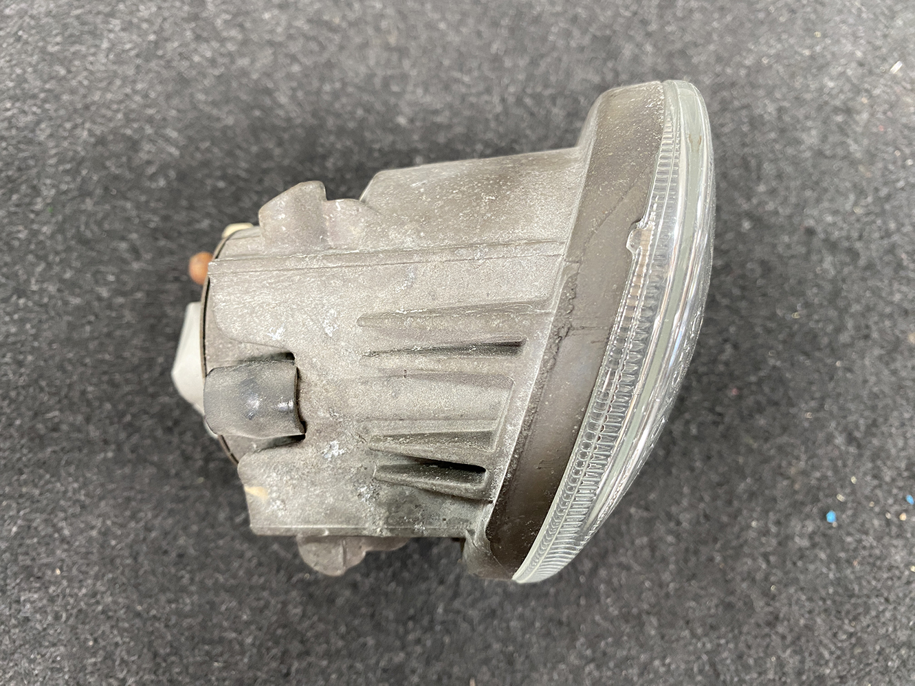 A977_9 TOYOTA Genuine Fog Light ICHIKOH 52-040 Right Side x1 » 1.95 » JDM-PARTS NZ » JDM-PARTS NZ TOYOTA Genuine Fog Light ICHIKOH 52-040 Right Side x1 » JDM-PARTS NZ