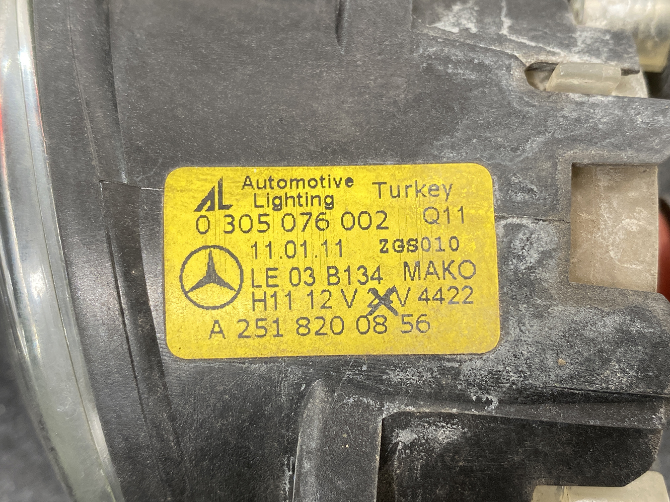 A979_2 Mercedes-Benz Genuine FogLight AL A2518200856 Right Side x1 » 1.95 » JDM-PARTS NZ » JDM-PARTS NZ Mercedes-Benz Genuine FogLight AL A2518200856 Right Side x1 » JDM-PARTS NZ