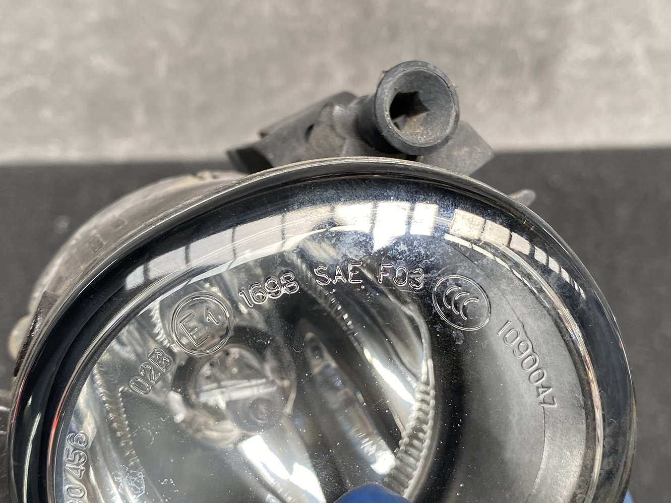 A979_4 Mercedes-Benz Genuine FogLight AL A2518200856 Right Side x1 » 1.95 » JDM-PARTS NZ » JDM-PARTS NZ Mercedes-Benz Genuine FogLight AL A2518200856 Right Side x1 » JDM-PARTS NZ