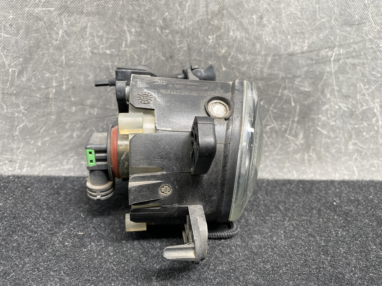 A979_7 Mercedes-Benz Genuine FogLight AL A2518200856 Right Side x1 » 1.95 » JDM-PARTS NZ » JDM-PARTS NZ Mercedes-Benz Genuine FogLight AL A2518200856 Right Side x1 » JDM-PARTS NZ