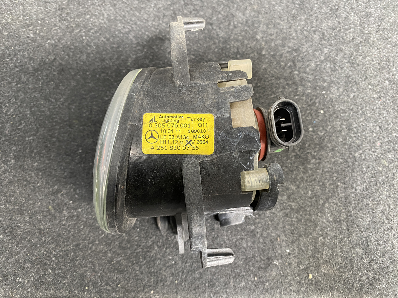 A980_10 Mercedes-Benz Genuine FogLight AL A2518200756 Left Side x1 » 1.95 » JDM-PARTS NZ » JDM-PARTS NZ Mercedes-Benz Genuine FogLight AL A2518200756 Left Side x1 » JDM-PARTS NZ