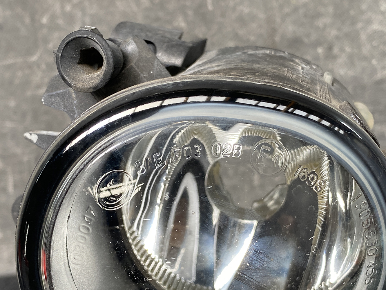 A980_4 Mercedes-Benz Genuine FogLight AL A2518200756 Left Side x1 » 1.95 » JDM-PARTS NZ » JDM-PARTS NZ Mercedes-Benz Genuine FogLight AL A2518200756 Left Side x1 » JDM-PARTS NZ