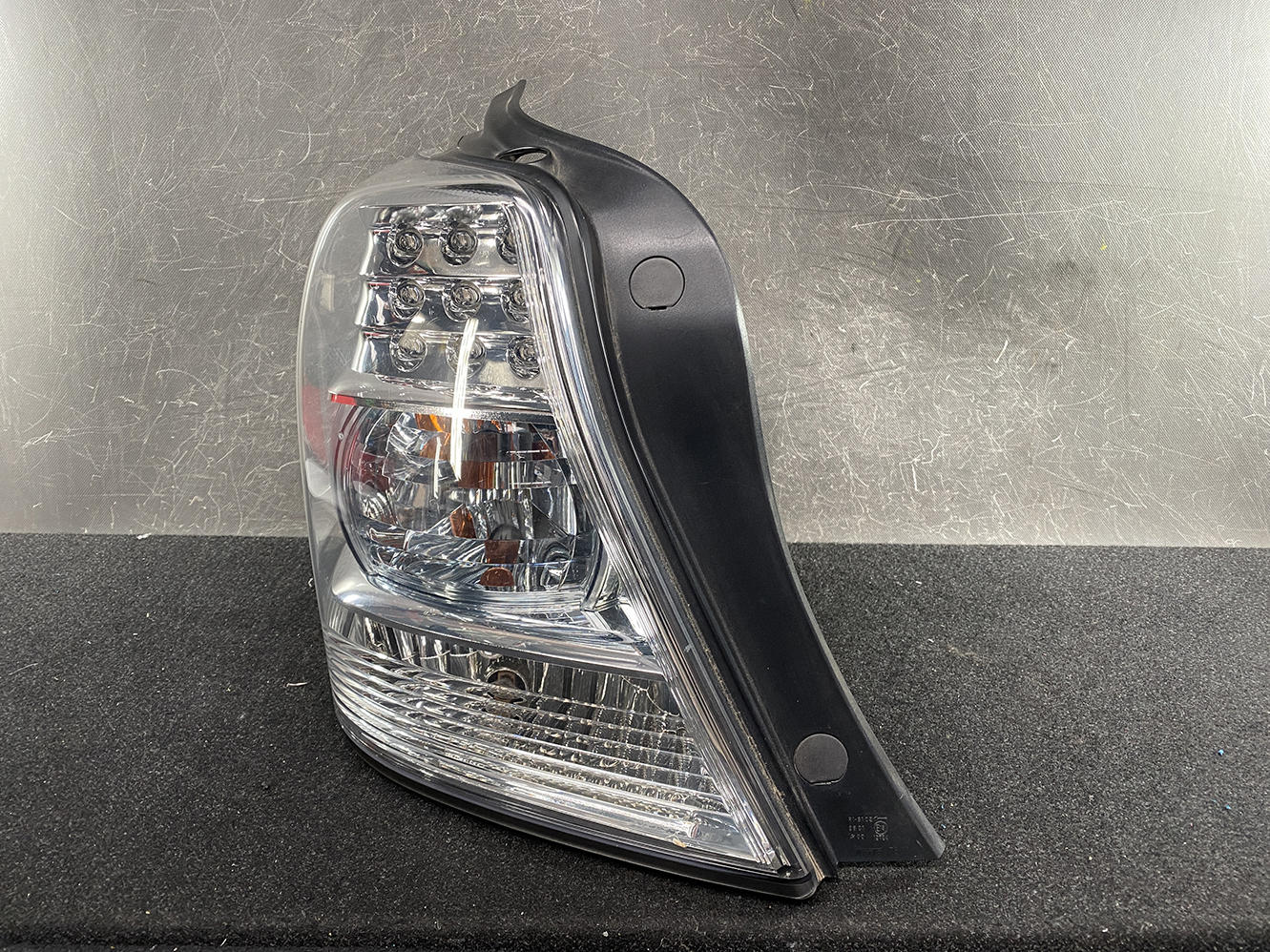 A982_3 TOYOTA SAI AZK10 Genuine Taillight KOITO 75-12 LEFT SIDE x1 » NZ9.95 » JDM-PARTS NZ » JDM-PARTS NZ TOYOTA SAI AZK10 Genuine Taillight KOITO 75-12 LEFT SIDE x1 » JDM-PARTS NZ