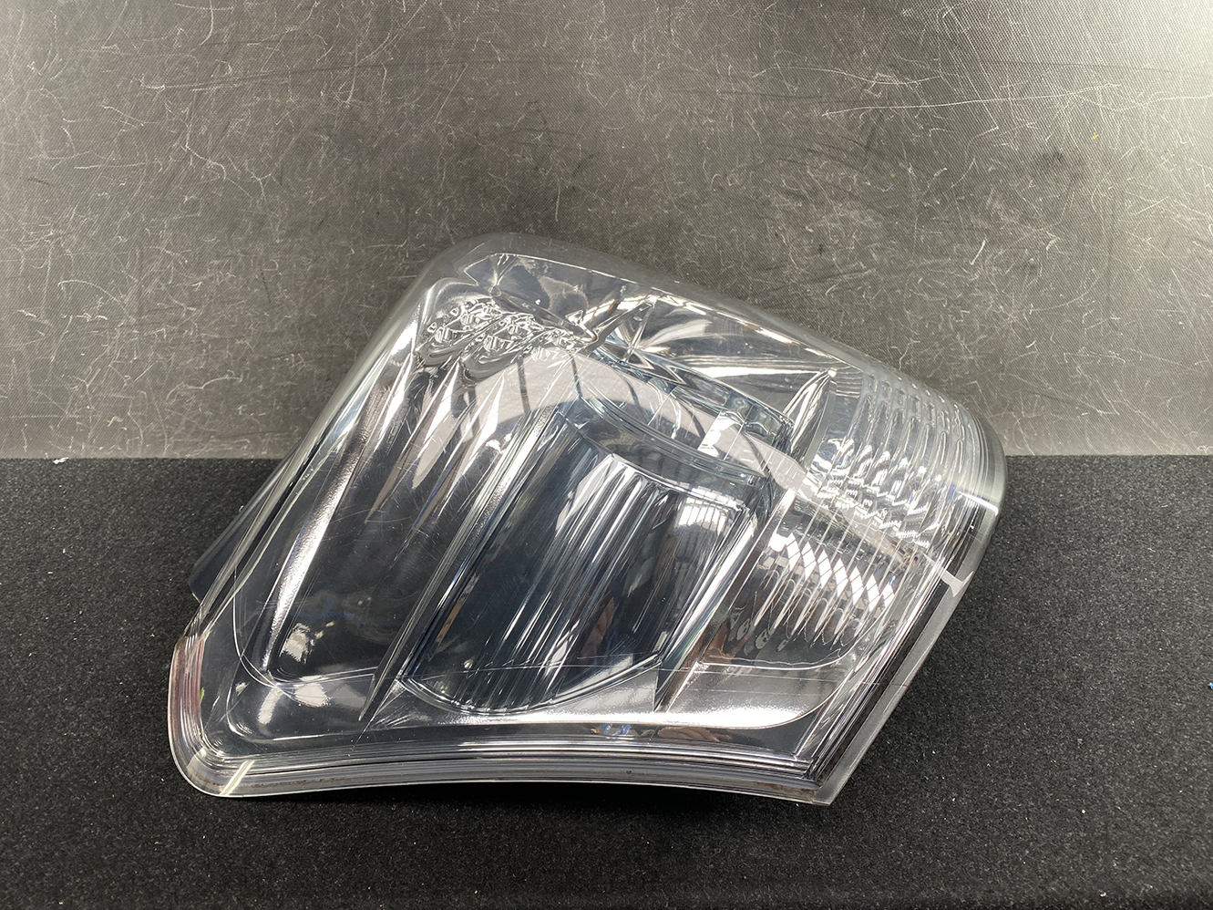 A982_4 TOYOTA SAI AZK10 Genuine Taillight KOITO 75-12 LEFT SIDE x1 » NZ9.95 » JDM-PARTS NZ » JDM-PARTS NZ TOYOTA SAI AZK10 Genuine Taillight KOITO 75-12 LEFT SIDE x1 » JDM-PARTS NZ