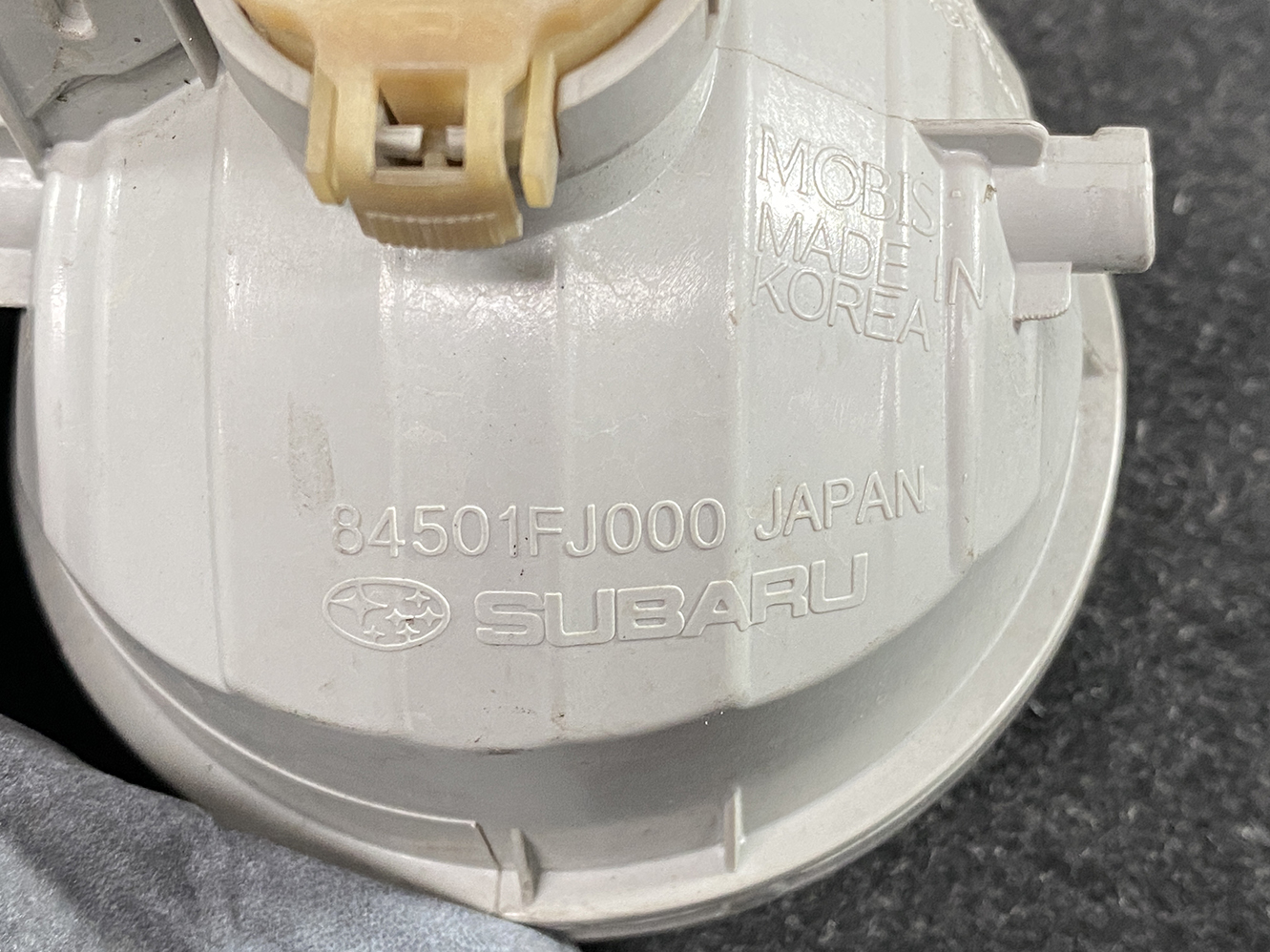 A986_4 SUBARU IMPREZA BRZ TOYOTA 86 FogLight A045048 84501FJ000 » 1.95 » JDM-PARTS NZ » JDM-PARTS NZ SUBARU IMPREZA BRZ TOYOTA 86 FogLight A045048 84501FJ000 » JDM-PARTS NZ