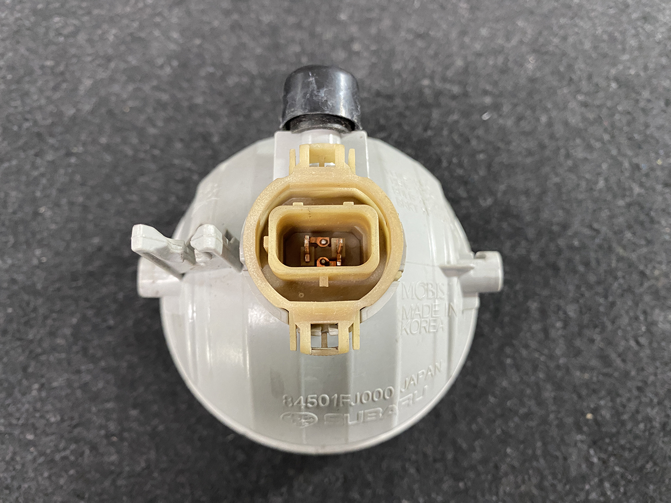 A986_7 SUBARU IMPREZA BRZ TOYOTA 86 FogLight A045048 84501FJ000 » 1.95 » JDM-PARTS NZ » JDM-PARTS NZ SUBARU IMPREZA BRZ TOYOTA 86 FogLight A045048 84501FJ000 » JDM-PARTS NZ