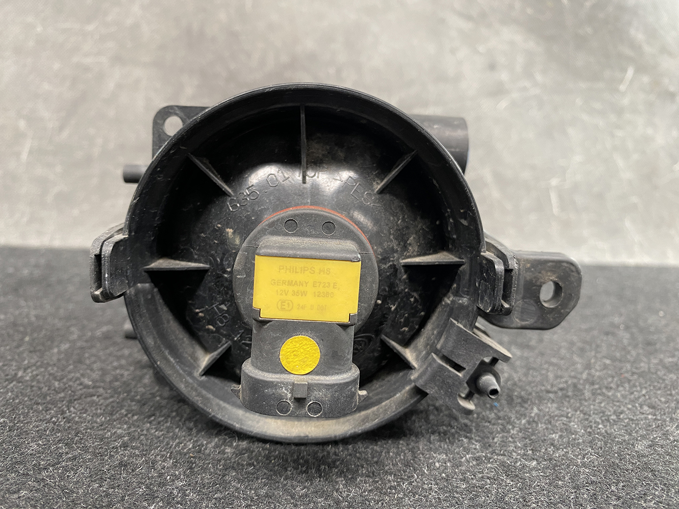 VOLVO XC70 Genuine Fog Light 31214476 Right Side x1 - Image 4