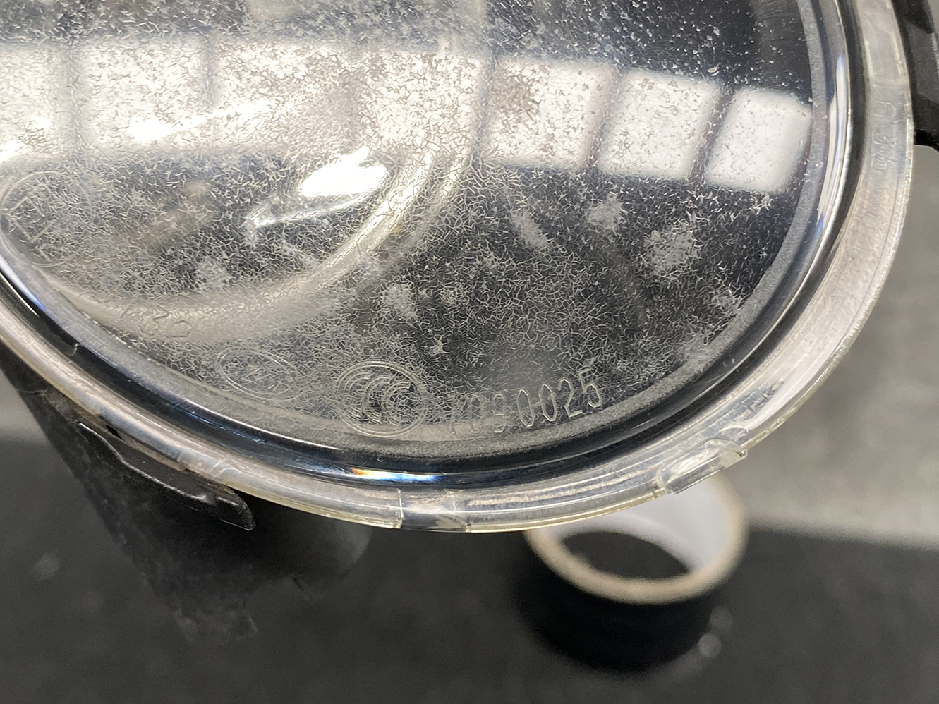 VOLVO XC70 Genuine Fog Light 31214476 Right Side x1 - Image 9