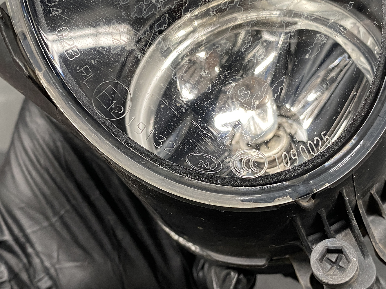 VOLVO XC70 Genuine Fog Light 31214475 Left Side x1 - Image 9