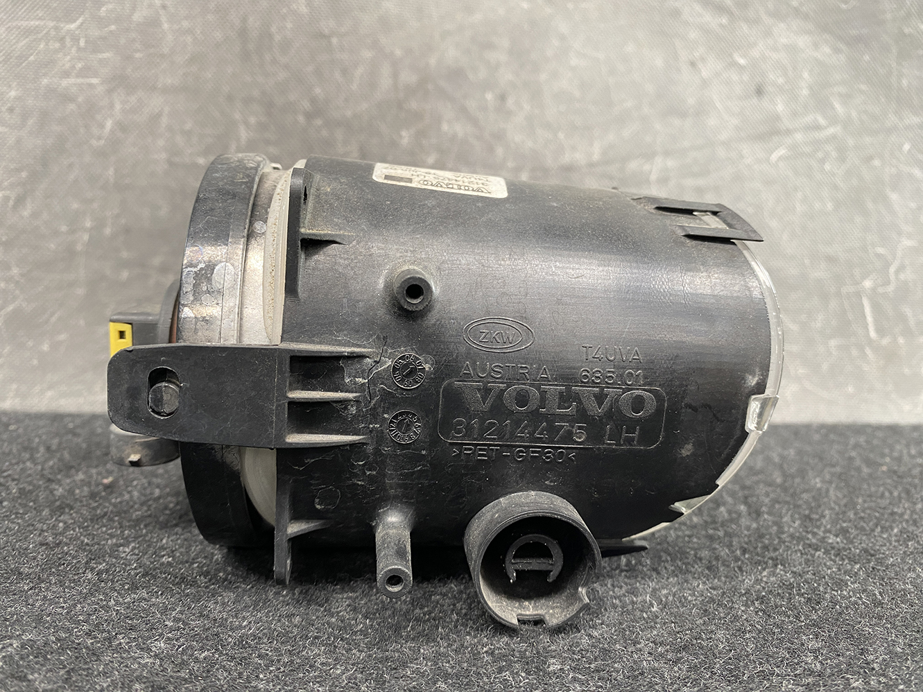 VOLVO XC70 Genuine Fog Light 31214475 Left Side x1 - Image 7