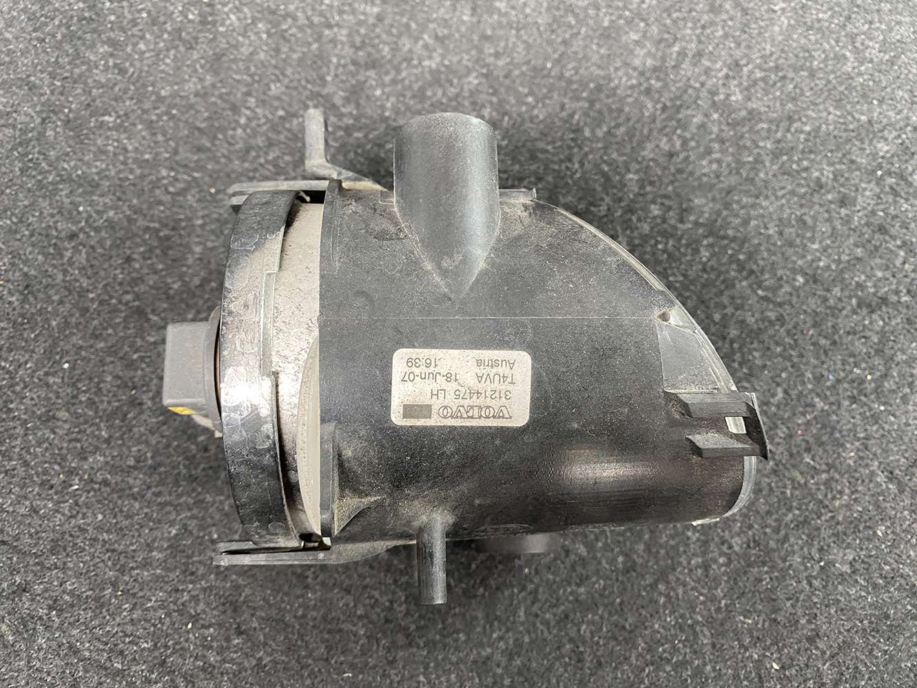 VOLVO XC70 Genuine Fog Light 31214475 Left Side x1 - Image 6