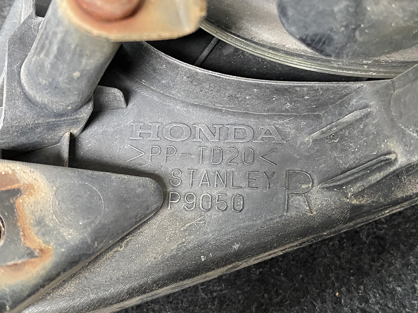 HONDA STREAM RN6 Genuine Fog Light STANLEY P9050 Right Side x1 - Image 10