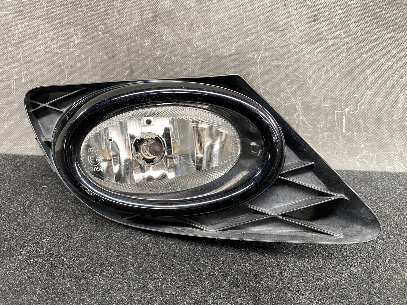 HONDA STREAM RN6 Genuine Fog Light STANLEY P9050 Right Side x1 - Image 2