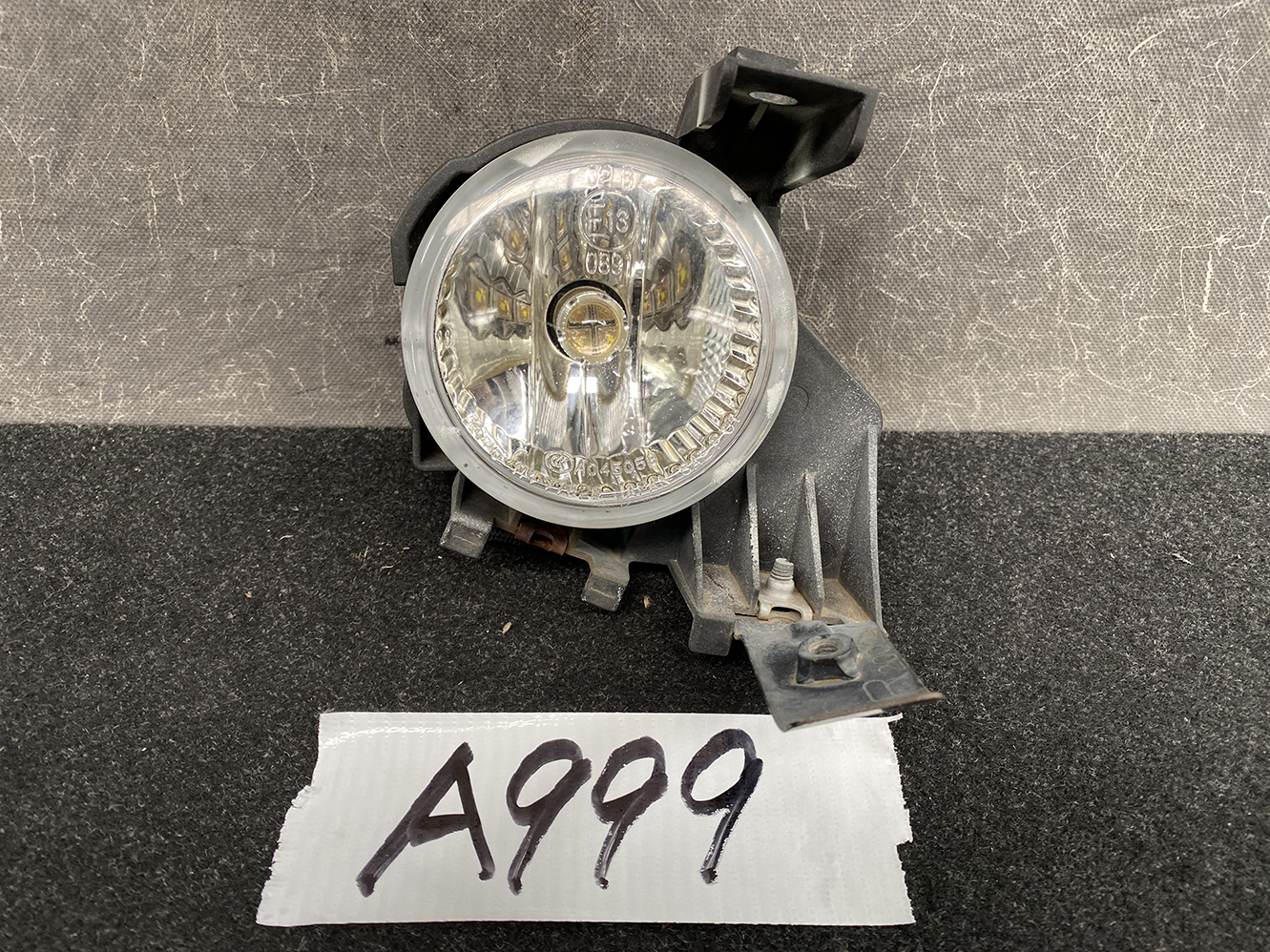 SUBARU IMPREZA GH2 FogLight KOITO 114-77828 / 114-20912 with Bracket Right Side x1