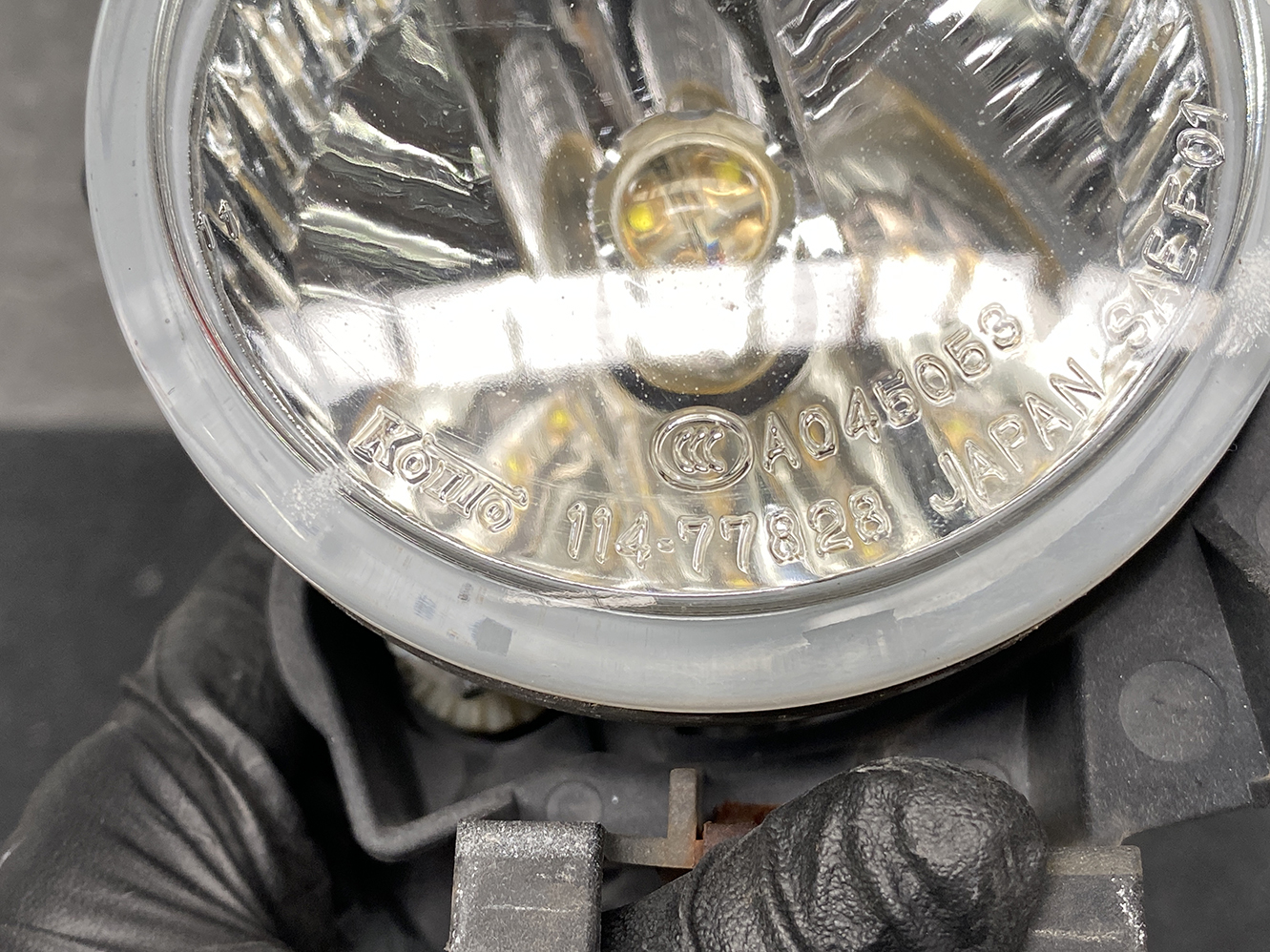 SUBARU IMPREZA GH2 FogLight KOITO 114-77828 / 114-20912 with Bracket Right Side x1 - Image 3