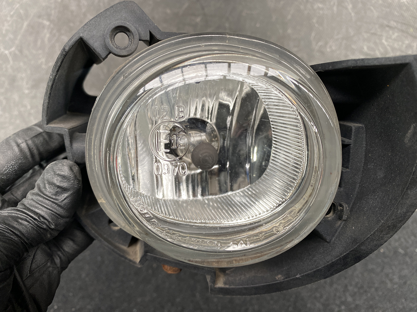 MAZDA VERISA DC5W Genuine FogLight KOITO 114-61009 Right Side x1 - Image 9