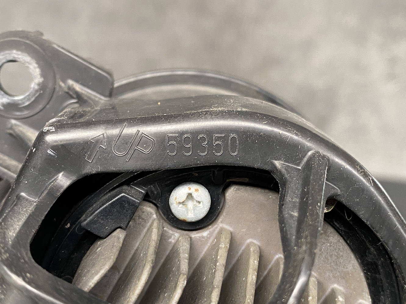 SUZUKI HUSTLER MR31S Fog Light KOITO 114-11092 Left Side x1 *DAMAGED* - Image 8