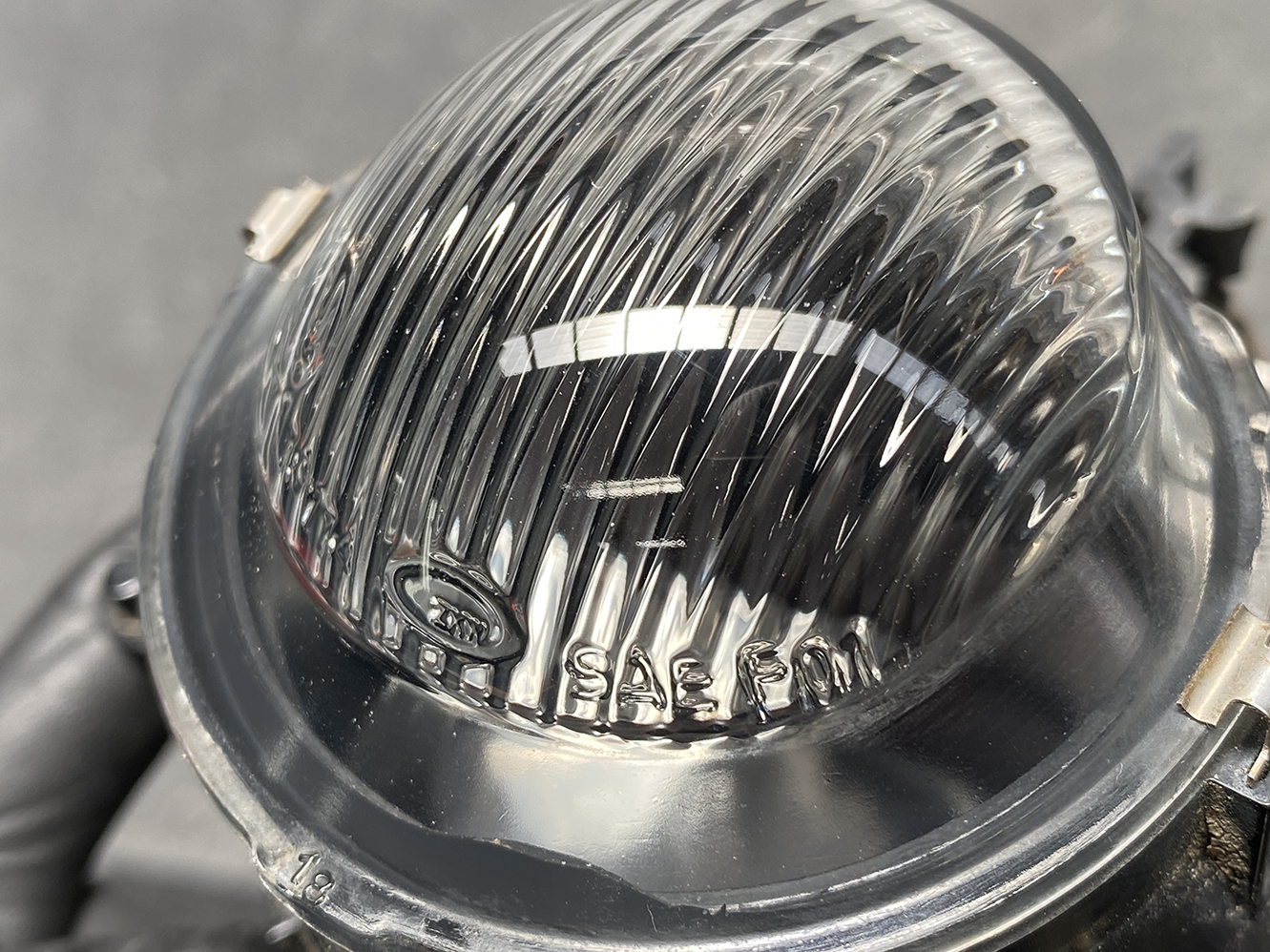 BMW 3 Series Genuine Fog Light 608.01 x1 - Image 3