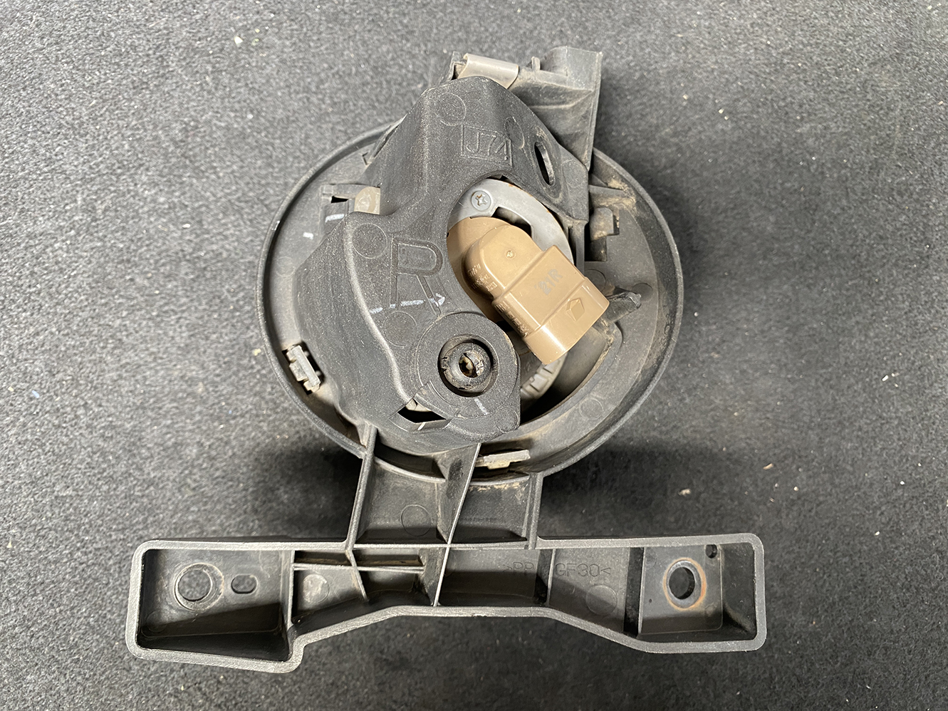 TOYOTA HIACE Genuine FogLight ICHIKOH 52-040 Right Side x1 - Image 5