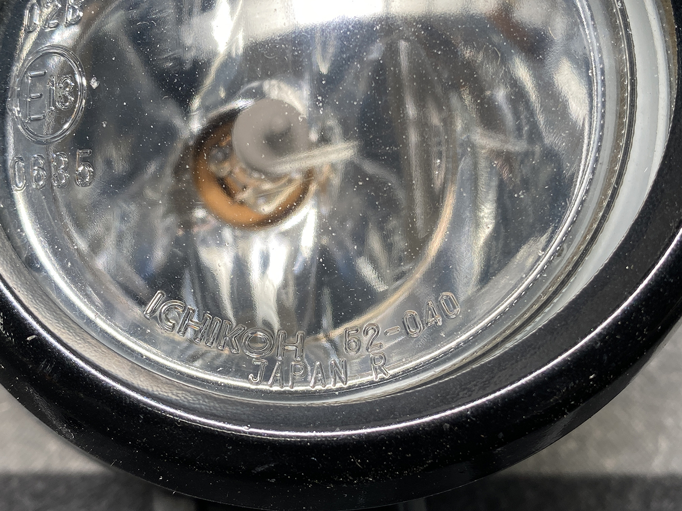 TOYOTA HIACE Genuine FogLight ICHIKOH 52-040 Right Side x1 - Image 4