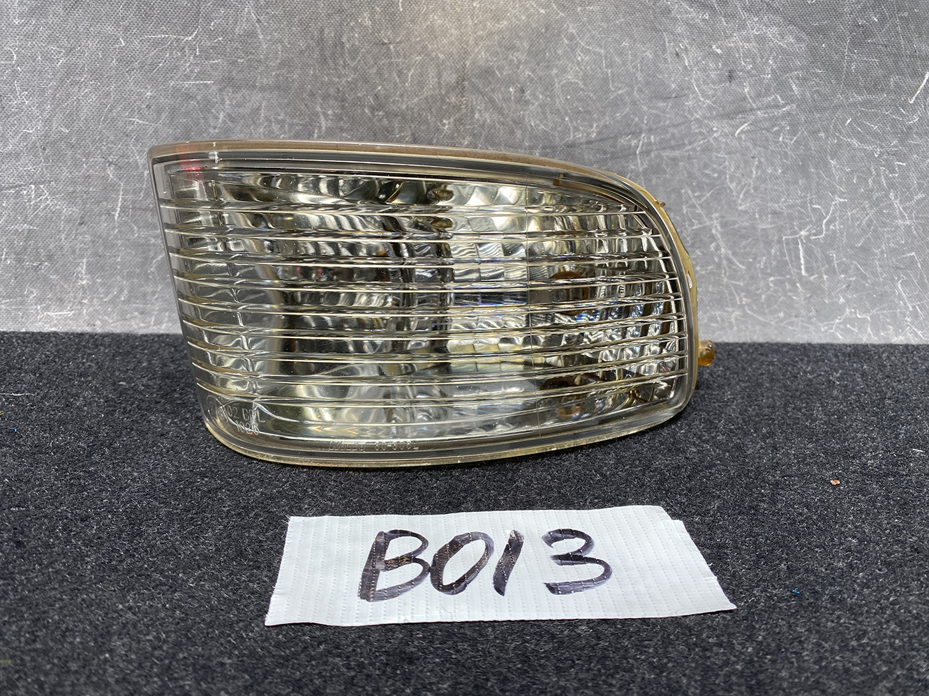 TOYOTA CROWN GRS180 Genuine FogLight KOITO 30-306 Left Side x1