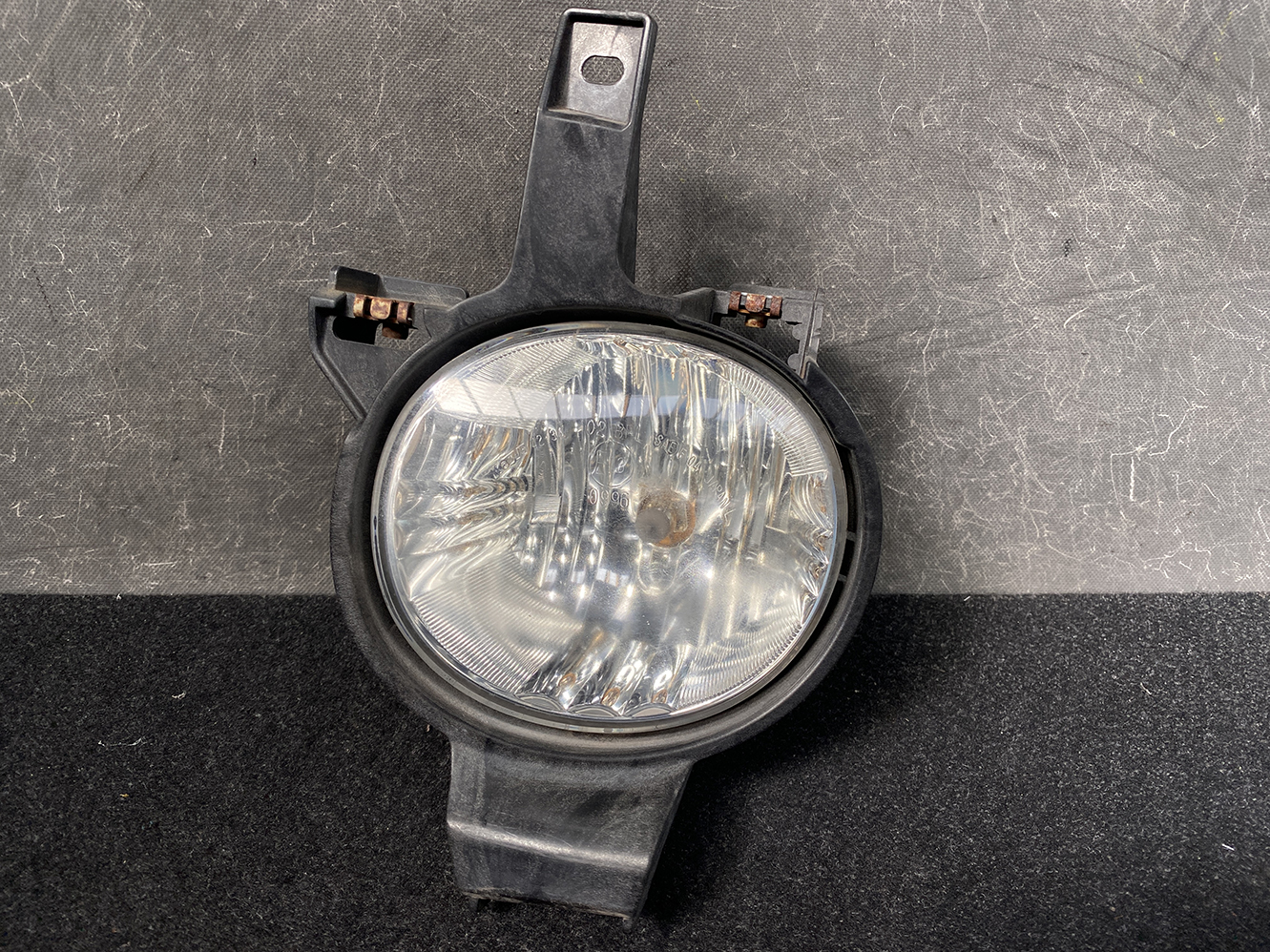 TOYOTA NOAH VOXY ZZR70 Genuine FogLight KOITO 42-34 Left Side x1 - Image 2