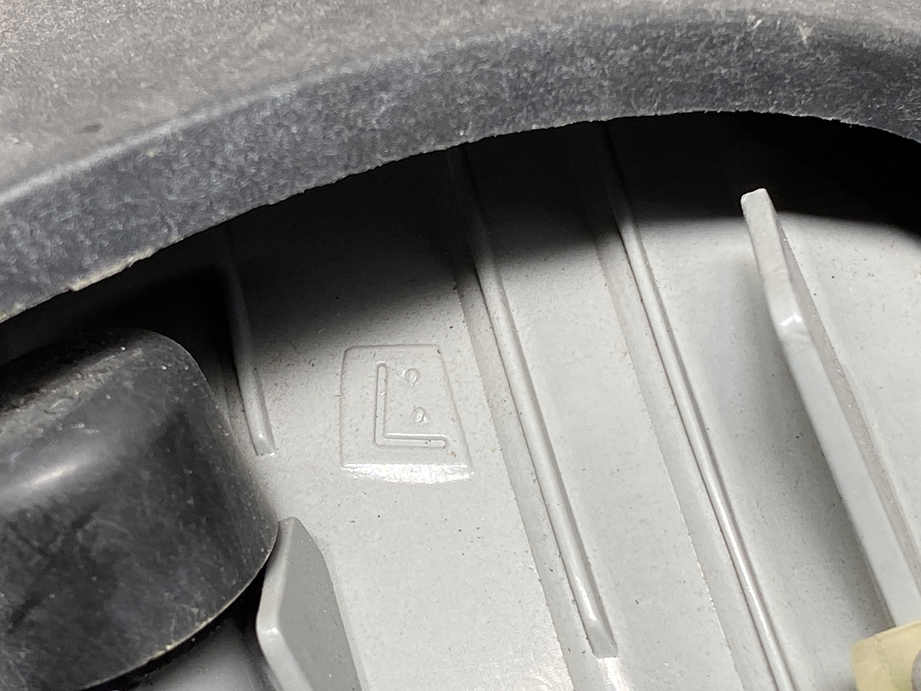 TOYOTA NOAH VOXY ZZR70 Genuine FogLight KOITO 42-34 Left Side x1 - Image 11