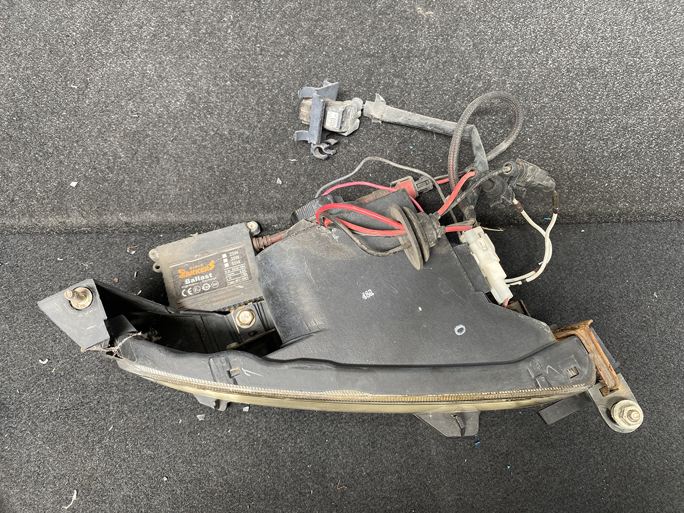 TOYOTA ALPHARD VELLFIRE ANH10 Aftermarket HID Fog Lamp 26-74 - Image 4