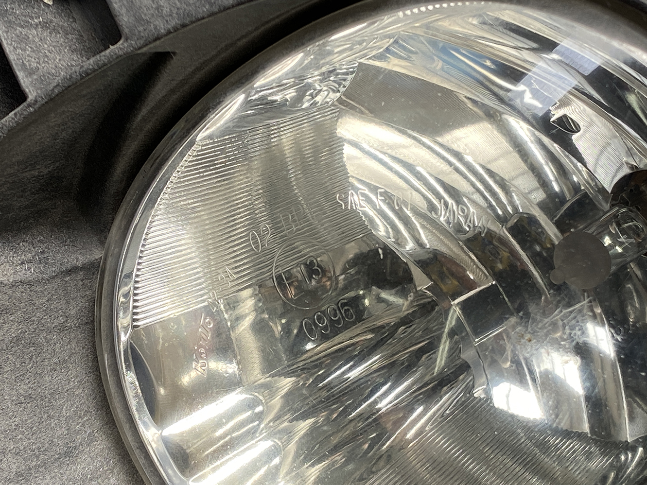TOYOTA NOAH VOXY AZR60 Genuine FogLight KOITO 42-34 Left Side x1 - Image 3