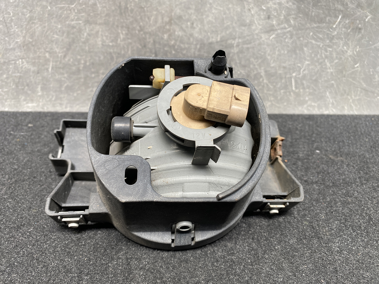 TOYOTA NOAH VOXY AZR60 Genuine FogLight KOITO 42-34 Left Side x1 - Image 7