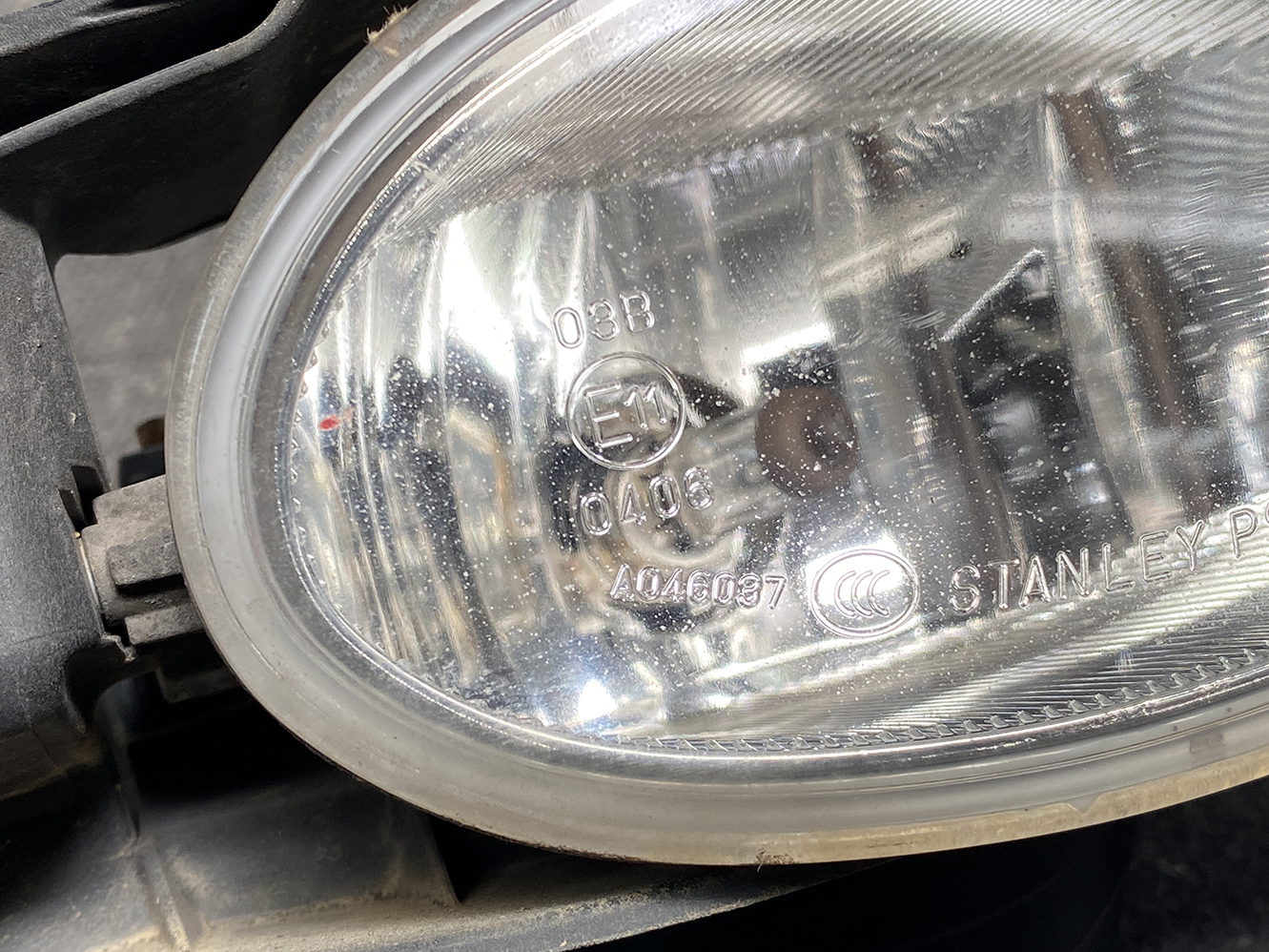 HONDA FIT JAZZ GP2 Genuine Fog Light P9642 with Bracket Right Side x1 - Image 2