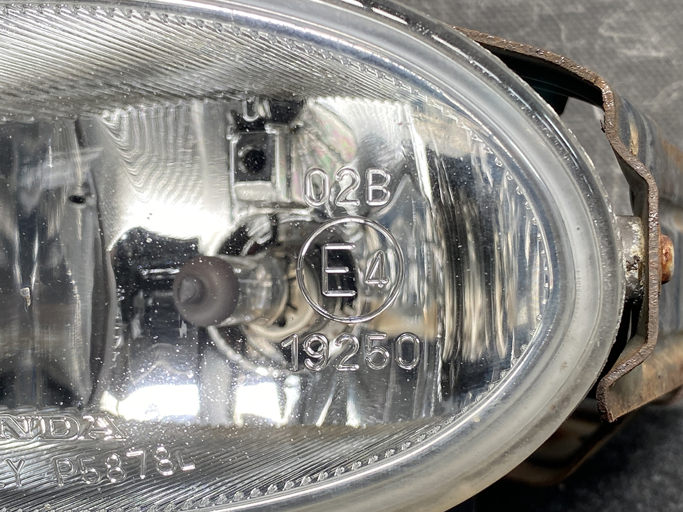 HONDA CR-Z ZF1 Genuine FogLight STANLEY P5878 Left Side x1 - Image 3