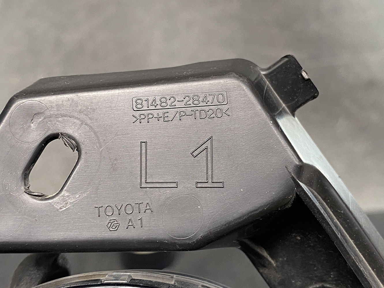 TOYOTA ESQUIRE ZRR80 Genuine LED Fog Light KOITO 48-150 Left Side x1 - Image 11