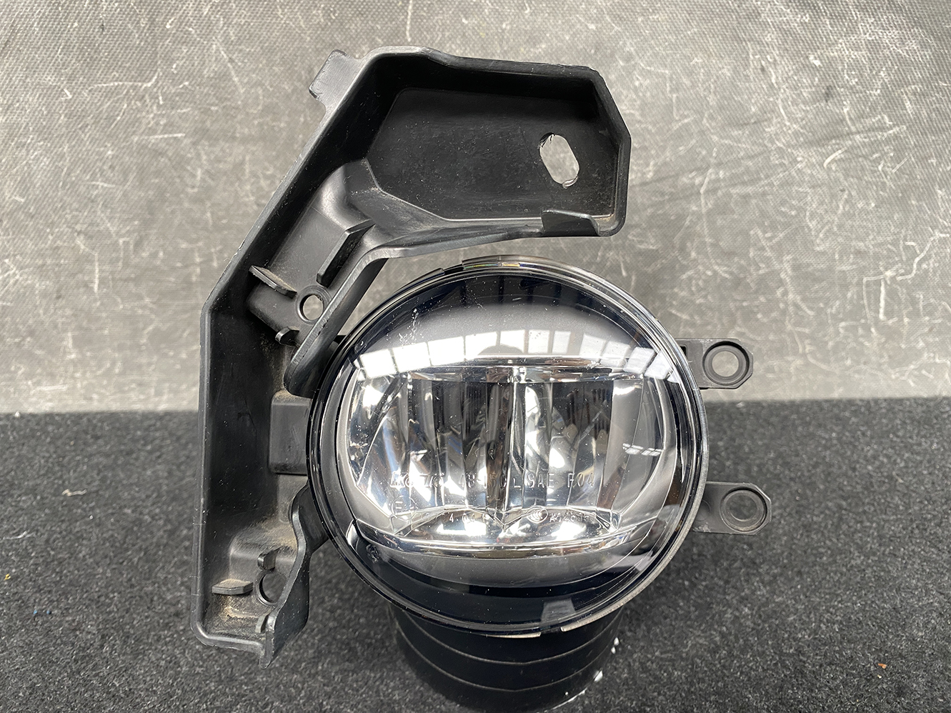 TOYOTA ESQUIRE ZRR80 Genuine LED Fog Light KOITO 48-150 Left Side x1 - Image 2