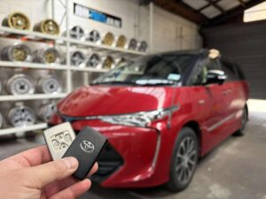 TOYOTA ESTIMA Replacement Key