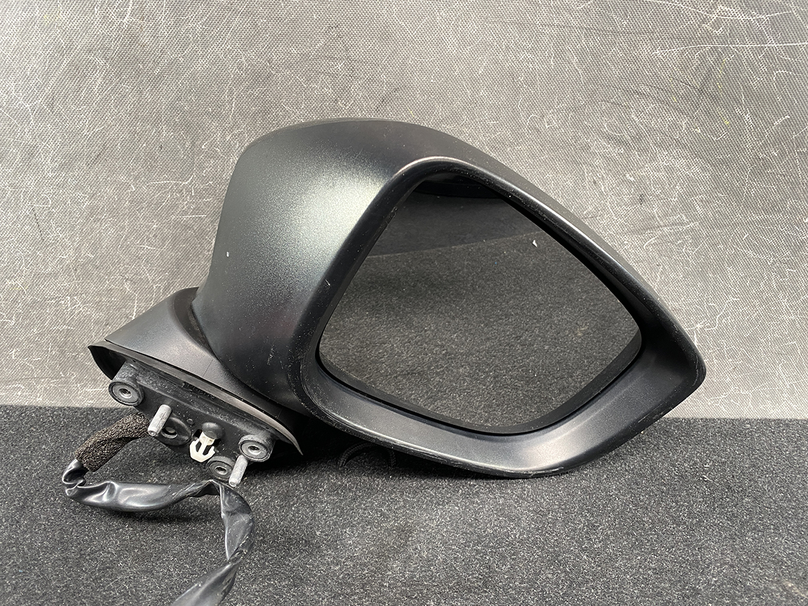 B079_7 MAZDA AXELA Mazda 3 BM BY Mirror 539 540 / BHN-9-3-II Right Side x1 » JDM-PARTS NZ » JDM-PARTS NZ MAZDA AXELA Mazda 3 BM BY Mirror 539 540 / BHN-9-3-II Right Side x1 » JDM-PARTS NZ