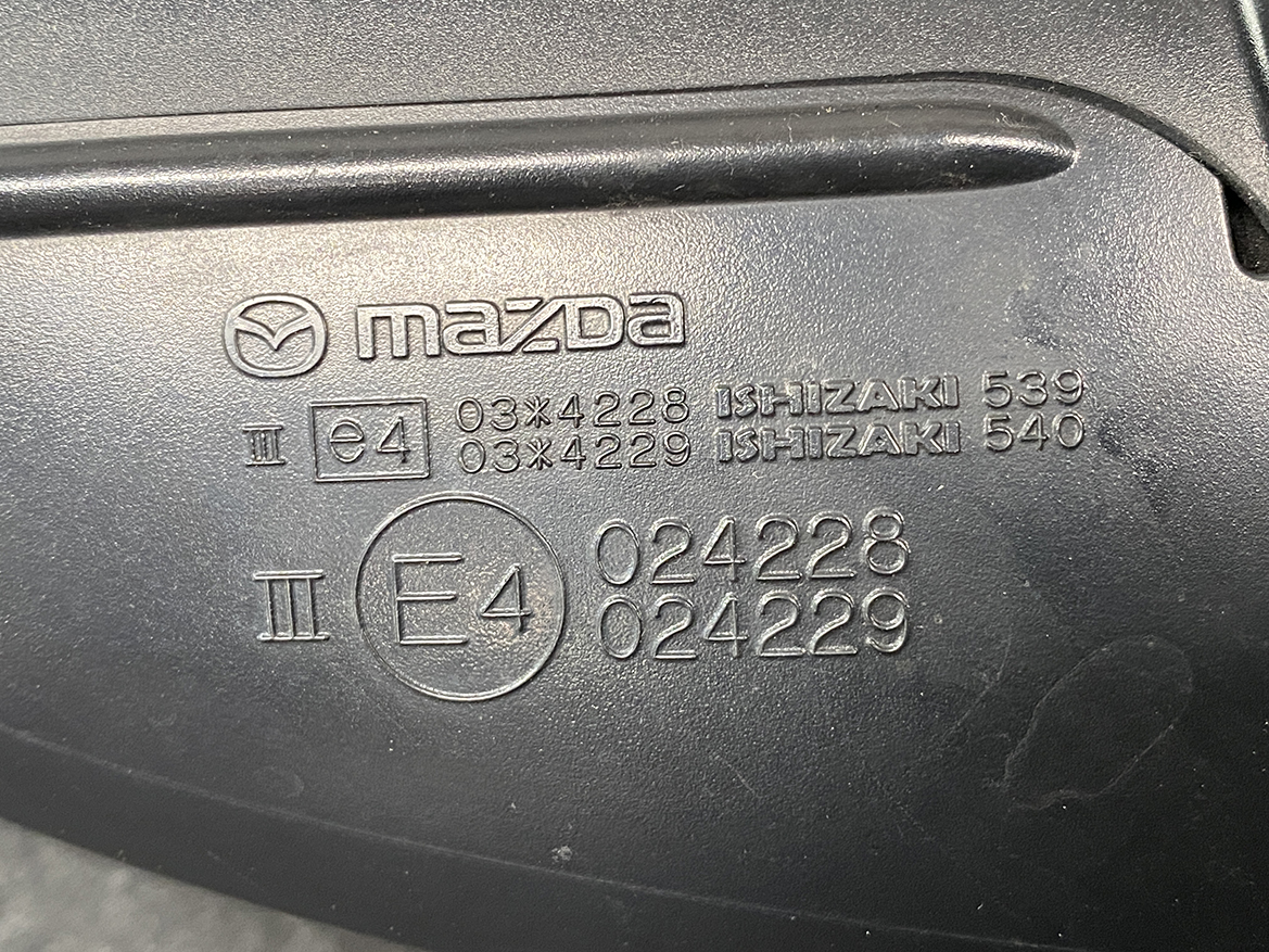 B080_2 MAZDA AXELA Mazda 3 BM BY Mirror 539 540 / BHN-9-1-II Left Side x1 » JDM-PARTS NZ » JDM-PARTS NZ MAZDA AXELA Mazda 3 BM BY Mirror 539 540 / BHN-9-1-II Left Side x1 » JDM-PARTS NZ