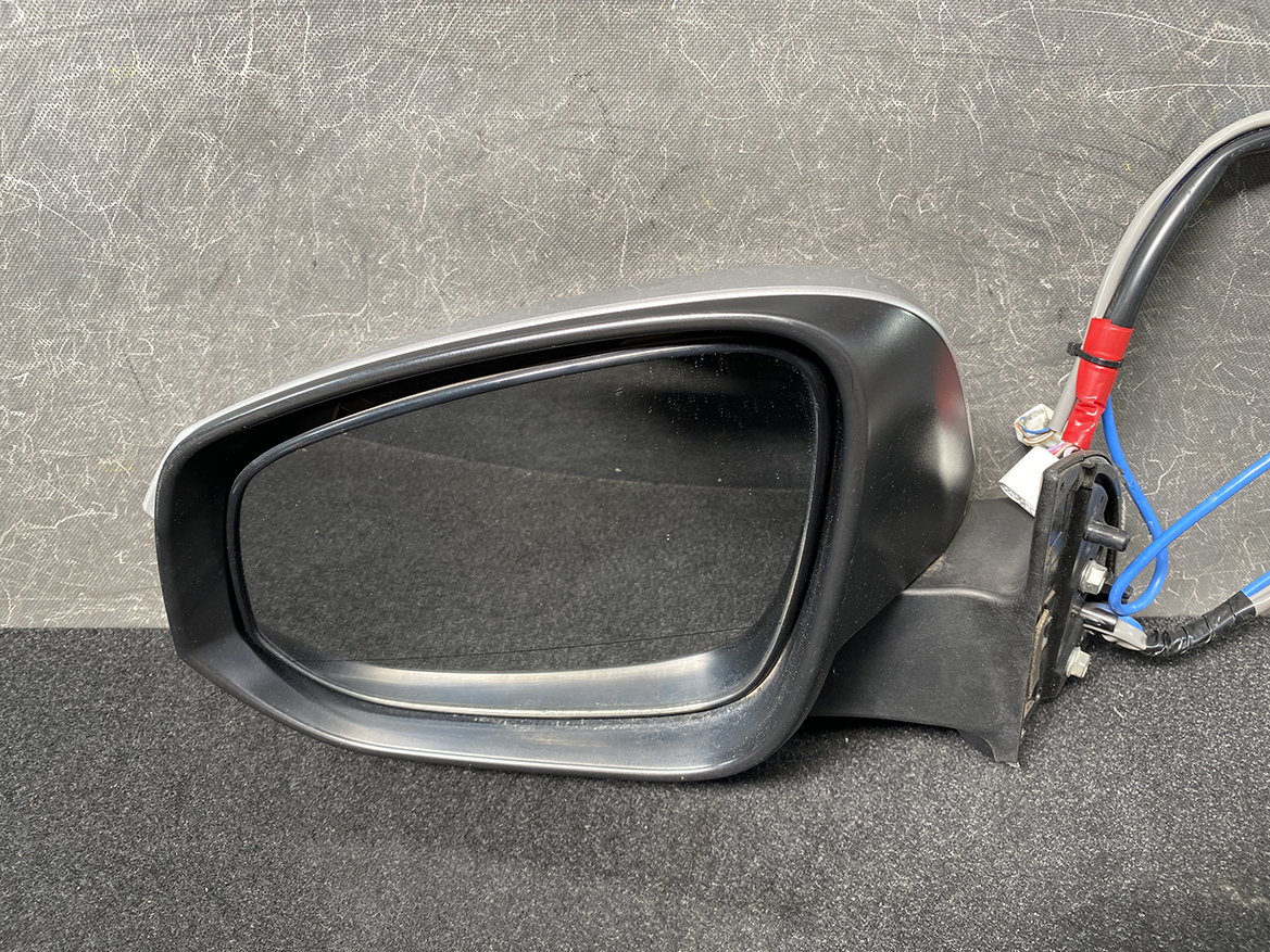 B101_10 TOYOTA VOXY NOAH ESQUIRE ZRR80 Mirror Murakami G095 Left Side x1 » NZ1.95 » JDM-PARTS NZ » JDM-PARTS NZ TOYOTA VOXY NOAH ESQUIRE ZRR80 Mirror Murakami G095 Left Side x1 » JDM-PARTS NZ