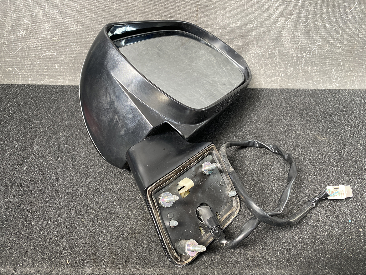 B114_12 TOYOTA NOAH VOXY ZRR70 ZRR75 Door Mirror Murakami 8406 / 8873 / Right Side x1 » NZ1.95 » JDM-PARTS NZ » JDM-PARTS NZ TOYOTA NOAH VOXY ZRR70 ZRR75 Door Mirror Murakami 8406 / 8873 / Right Side x1 » JDM-PARTS NZ