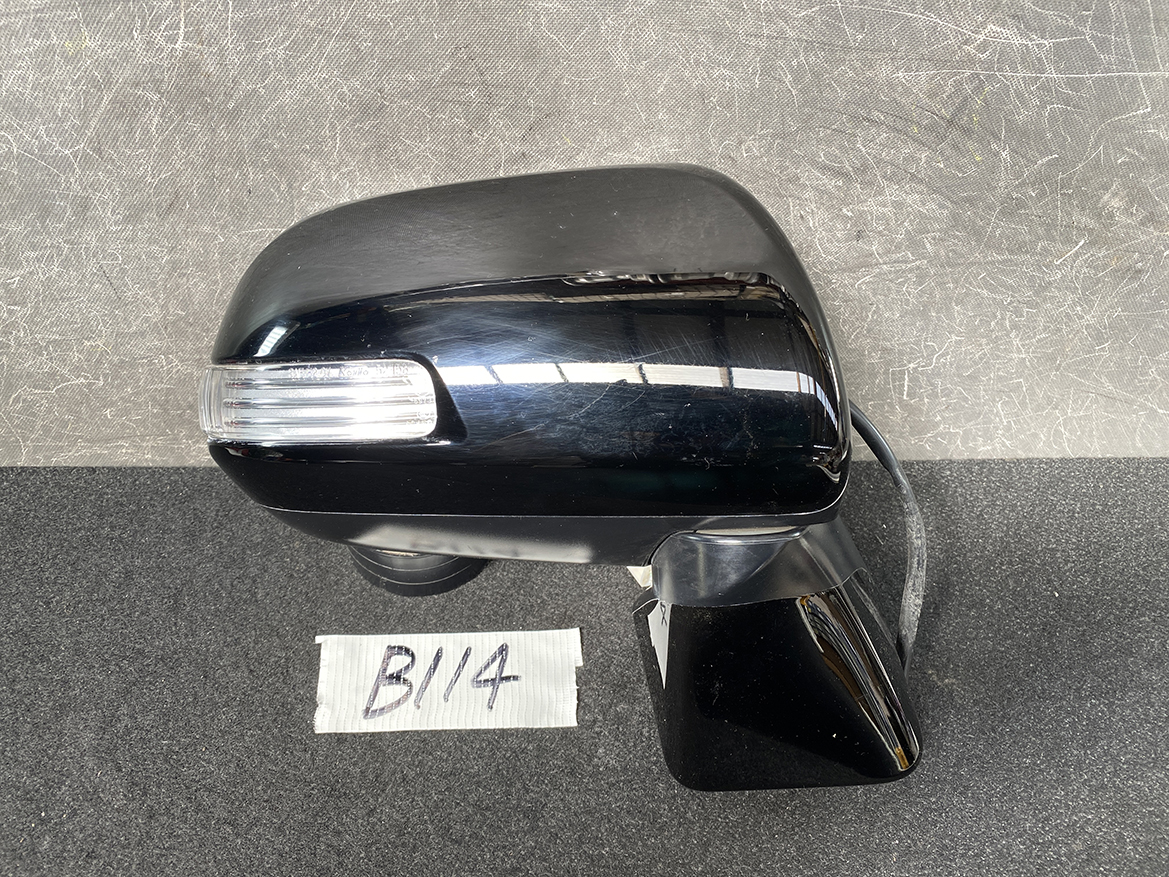 B114_2 TOYOTA NOAH VOXY ZRR70 ZRR75 Door Mirror Murakami 8406 / 8873 / Right Side x1 » NZ1.95 » JDM-PARTS NZ » JDM-PARTS NZ TOYOTA NOAH VOXY ZRR70 ZRR75 Door Mirror Murakami 8406 / 8873 / Right Side x1 » JDM-PARTS NZ