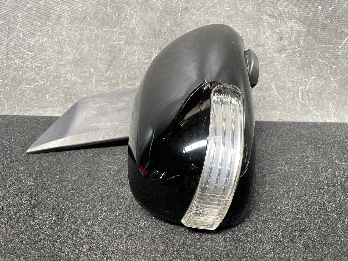 B128_10 TOYOTA ISIS ZNM10 Door Mirror Murakami 8320 Right Side x1 » NZ.95 » JDM-PARTS NZ » JDM-PARTS NZ TOYOTA ISIS ZNM10 Door Mirror Murakami 8320 Right Side x1 » JDM-PARTS NZ