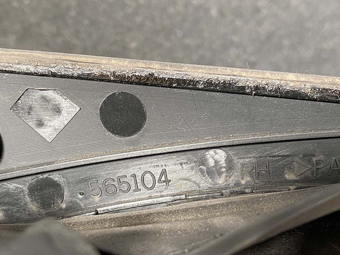 B135_4 SUZUKI SWIFT ZC ZC11 Mirror TOKAIRIKA TR0401 / 565104 Right Side x1 » NZ.95 » JDM-PARTS NZ » JDM-PARTS NZ SUZUKI SWIFT ZC ZC11 Mirror TOKAIRIKA TR0401 / 565104 Right Side x1 » JDM-PARTS NZ