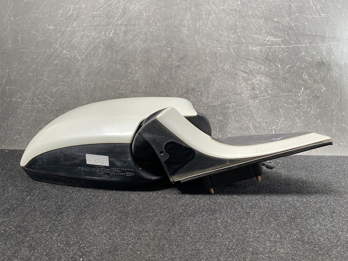 B135_9 SUZUKI SWIFT ZC ZC11 Mirror TOKAIRIKA TR0401 / 565104 Right Side x1 » NZ.95 » JDM-PARTS NZ » JDM-PARTS NZ SUZUKI SWIFT ZC ZC11 Mirror TOKAIRIKA TR0401 / 565104 Right Side x1 » JDM-PARTS NZ