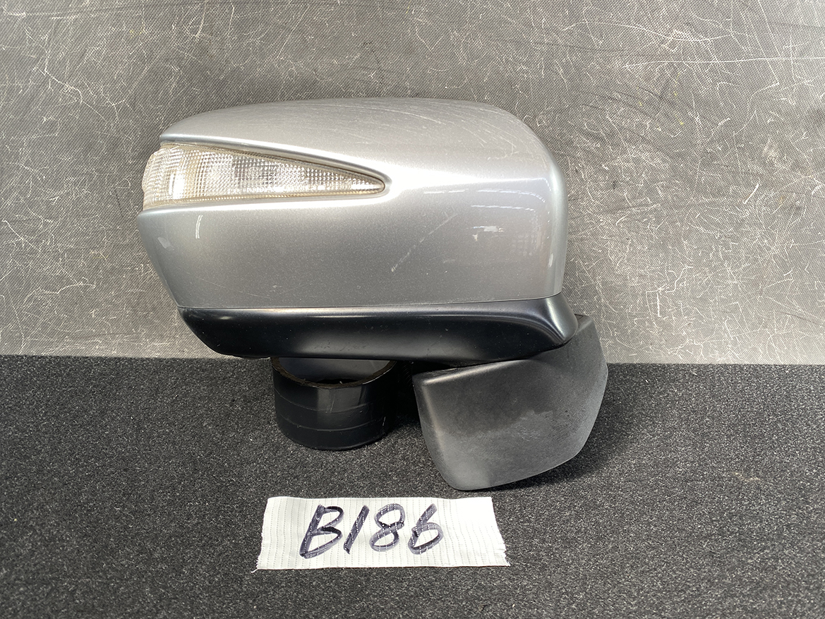 B186_2 HONDA ODYSSEY RB3 RB4 Door Mirror with Camera M43 / SLE Right Side x1 » NZ1.95 » JDM-PARTS NZ » JDM-PARTS NZ HONDA ODYSSEY RB3 RB4 Door Mirror with Camera M43 / SLE Right Side x1 » JDM-PARTS NZ