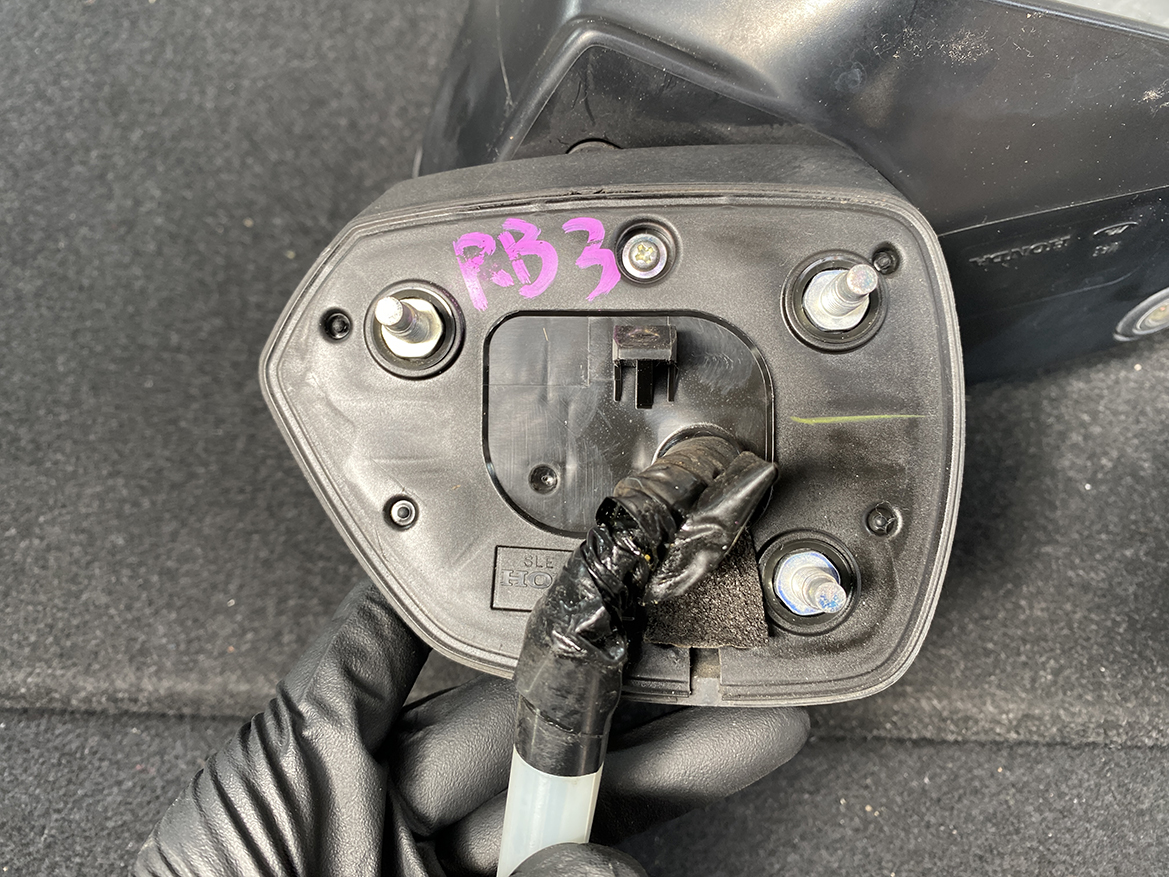 B186_9 HONDA ODYSSEY RB3 RB4 Door Mirror with Camera M43 / SLE Right Side x1 » NZ1.95 » JDM-PARTS NZ » JDM-PARTS NZ HONDA ODYSSEY RB3 RB4 Door Mirror with Camera M43 / SLE Right Side x1 » JDM-PARTS NZ